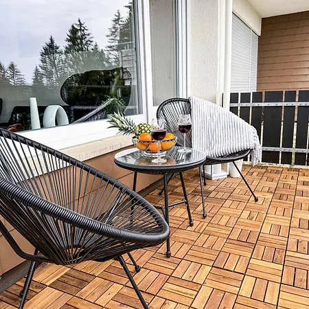 Relaxapartment Massagesessel, Kueche, Balkon,